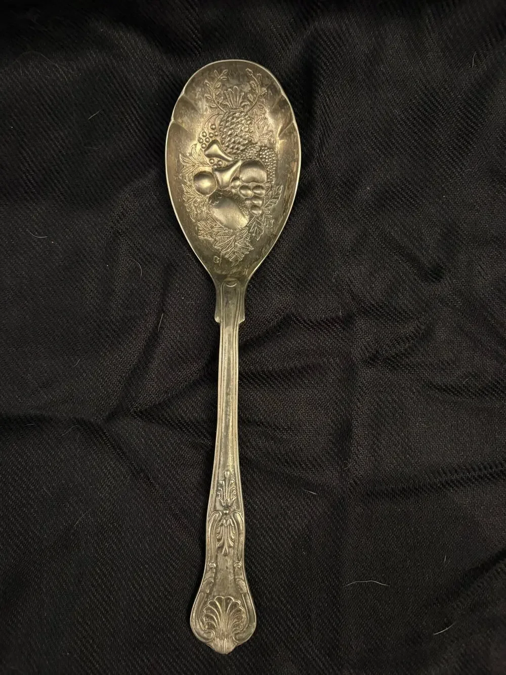 FB Rogers Italy Silverplate Berry/Fruit Serving Spoon Kings pattern Ornate